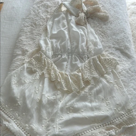 Zimmermann Ivory silk Lace Playsuit US6-8 backless design halter top neck *Flaws - Picture 10 of 16